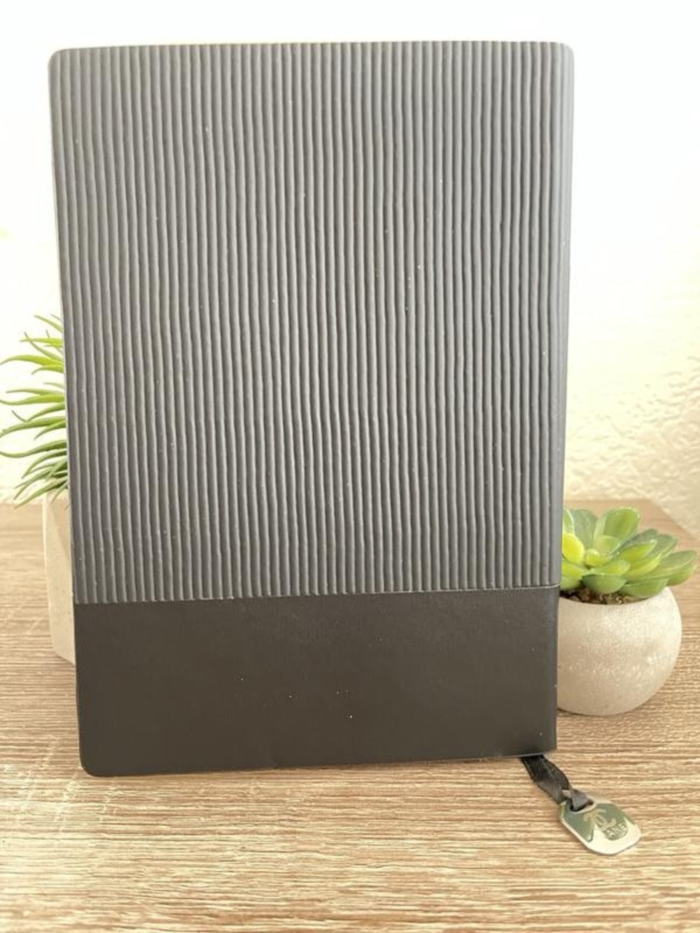 Chanel BEAUTE Black Soft Cover Notebook with Bookmark NEW - Picture 3 of 7